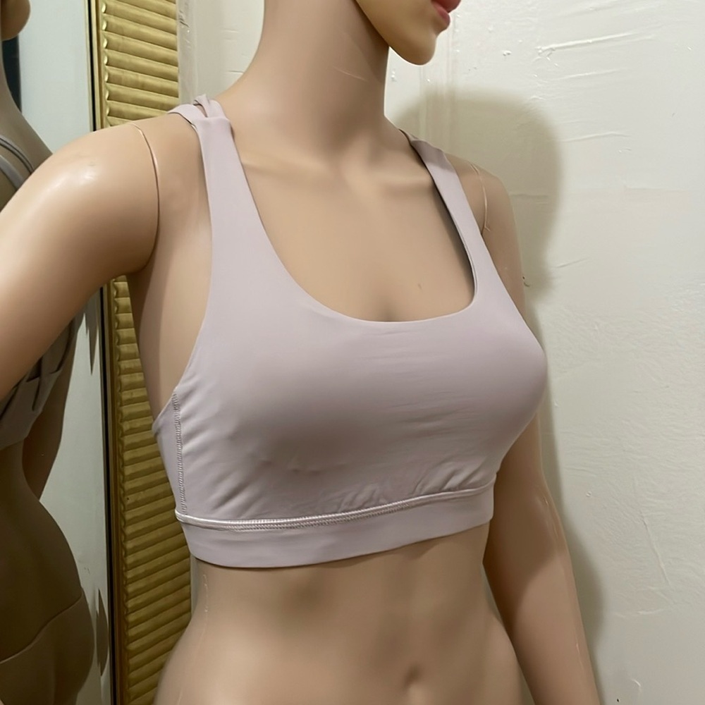 Lululemon Women's pink Sports Bra - Picture 12 of 12